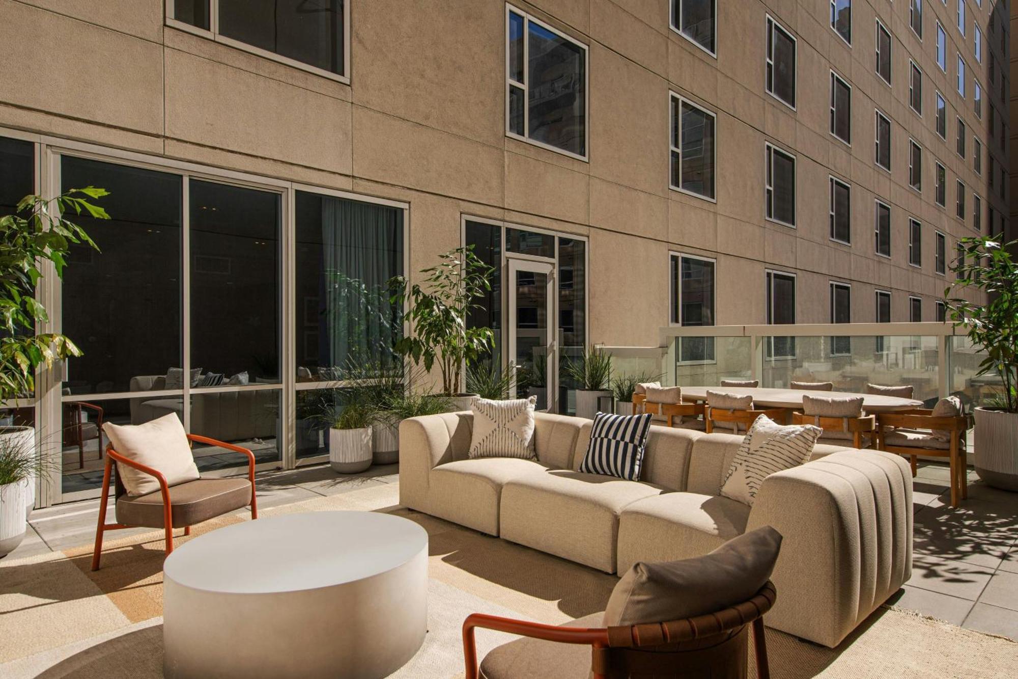W Hollywood Hotell Los Angeles Exteriör bild
